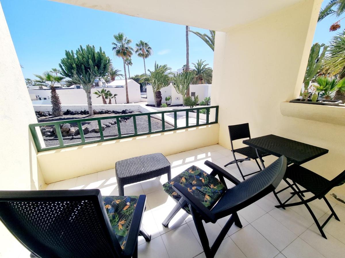 Casa Atlantis Playa Roca Appartement Costa Teguise Buitenkant foto