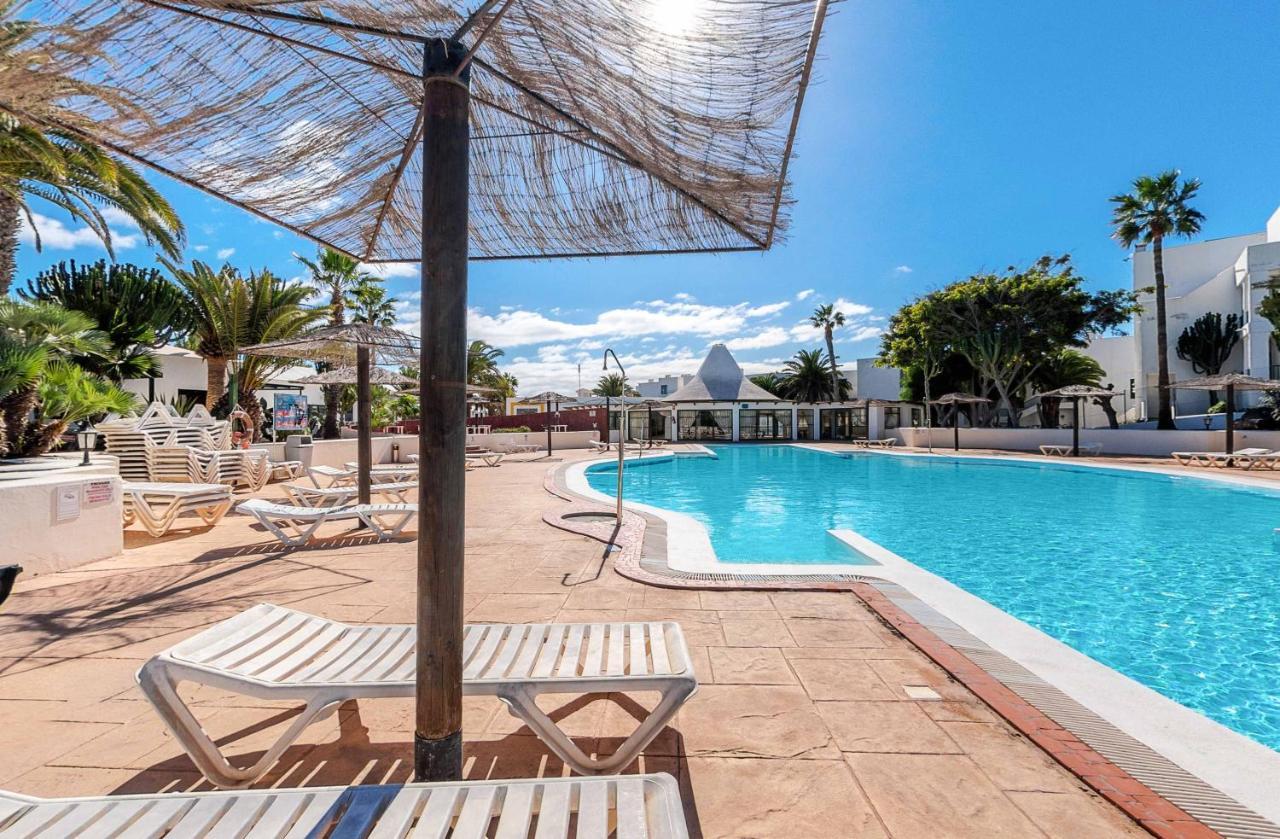 Casa Atlantis Playa Roca Appartement Costa Teguise Buitenkant foto